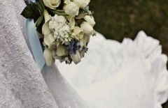 طلاق عروس أثناء حفل زفافها بسبب شَعر العريس