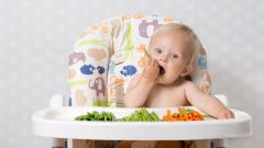 الأطعمة غير السائلة تساعد الرضع على النوم لفترات أطول