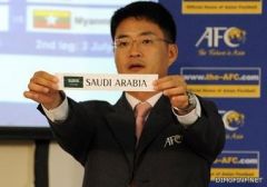 السعودية تصطدم بالعراق والصين في طريقها للتأهل لكأس آسيا 2015