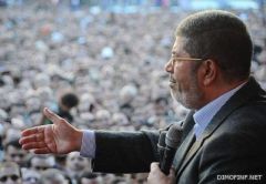 مجلس القضاء: إعلان مرسي الدستوري “اعتداء غير مسبوق”