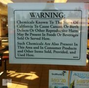 “ماكدونالدز السعودية” توضح حقيقة لافتة “المواد المسببة للسرطان” في مطاعمها ..(صورة)