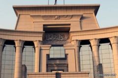 المحكمة الدستورية العليا تتهم مرسي بالهجوم عليها وتطالبه بأدلة