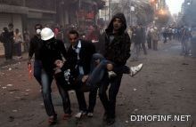 اشتباكات مصر تهدأ ولكن المحتجين مصممون على الاستمرار