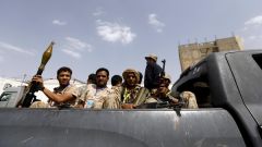 الحوثيون يضعون قادتهم المعتدلين تحت الإقامه الجبرية