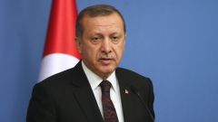 أردوغان يرفض تحميل المملكة مسؤولية تدافع “منى” ويشيد بتنظيمها للحج