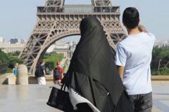سفارة فرنسا بالرياض تحدد موقف السعوديين من “الشنجن”