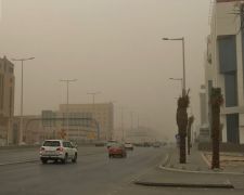 الطقس : رياح مثيرة للأتربة على الرياض والشرقية وسماء غائمة على 3 مناطق