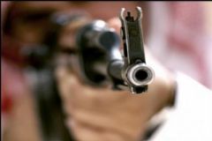 شاب يقتل زميله بسلاح رشاش في بلقرن