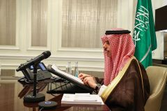 وزير الخارجية: المملكة تؤكد على وحدة وسيادة الأراضي العربية وعدم التدخل في شؤونها الداخلية