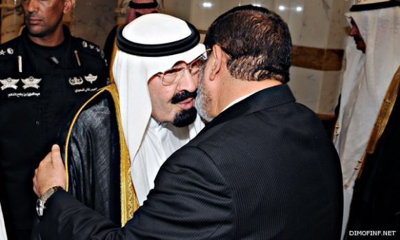 خادم الحرمين والرئيس المصري محمد مرسي